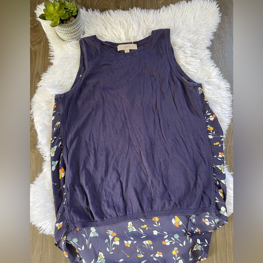 LOFT Sleeveless Top FloralFlowy back 💙
